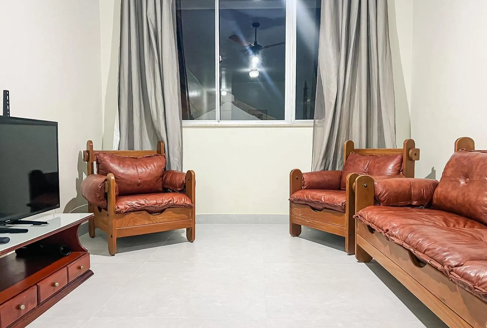 Apartamento Na Praia Do Forte - Poucos Passos Do Mar Cabo Frio Brasil