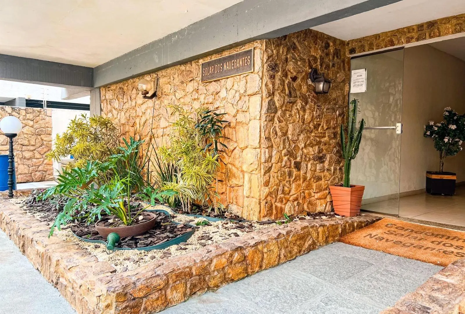 Apartamento Na Praia Do Forte - Poucos Passos Do Mar Cabo Frio Brasil